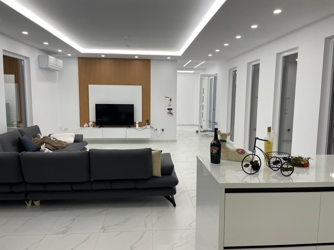 Rezultat profesional për sallone